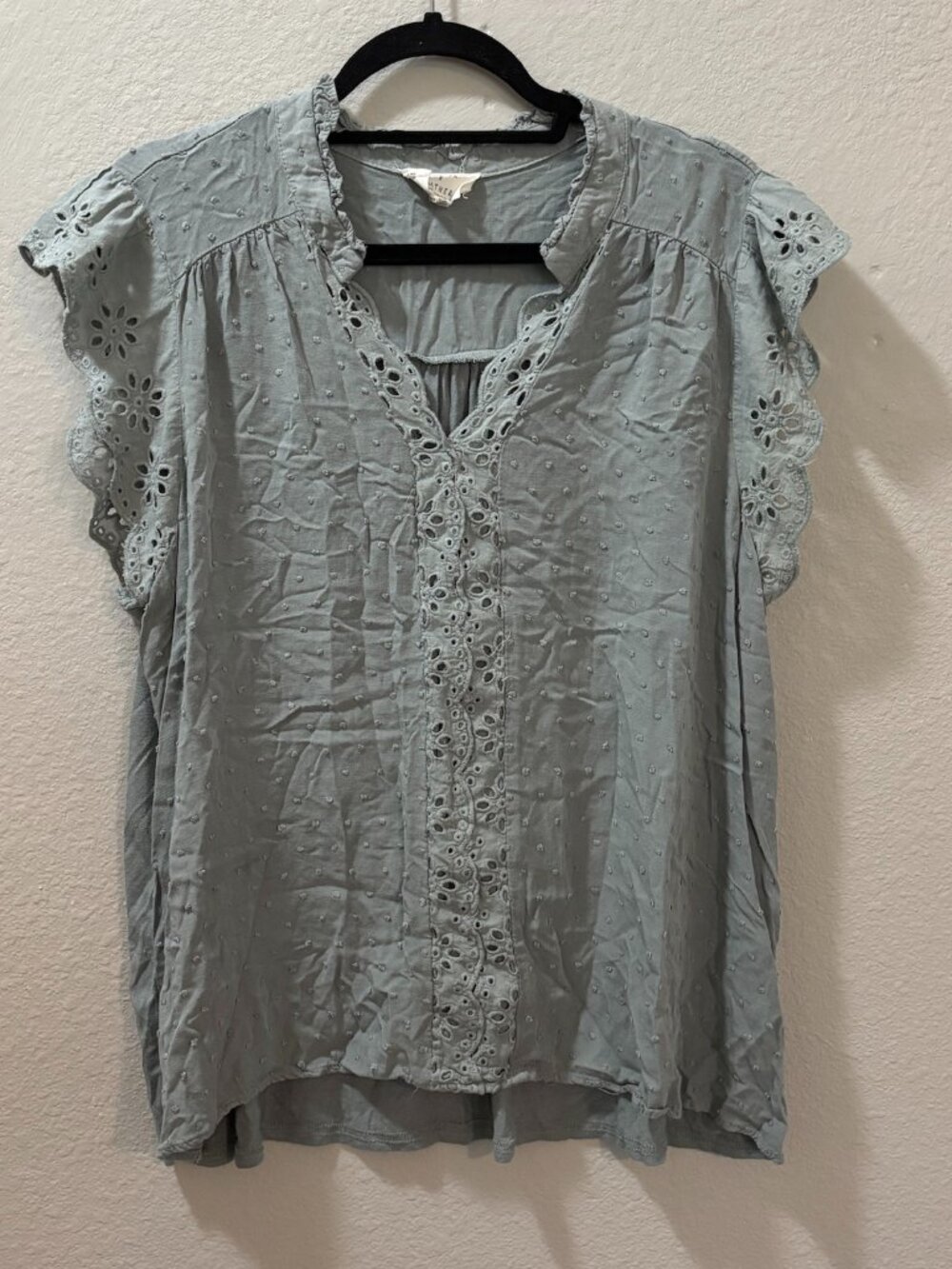 Flower & Feather Sage Green Eyelet Flutter Sleeve Swiss Dot Blouse Size 2X
